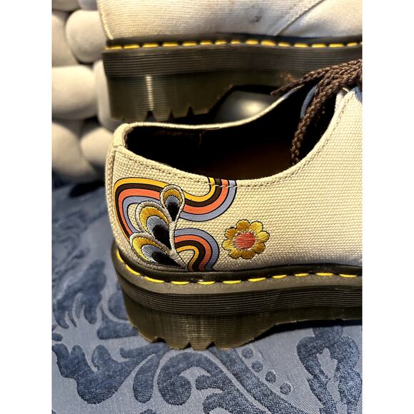 Dr. Martens Vegan Quad Retro Ray Canvas Platform size 9/EU41 - Picture 2 of 11